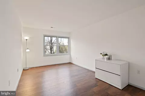 Other - 2414 Mill Heights Dr, Herndon, VA 20171 photo 3 of 6