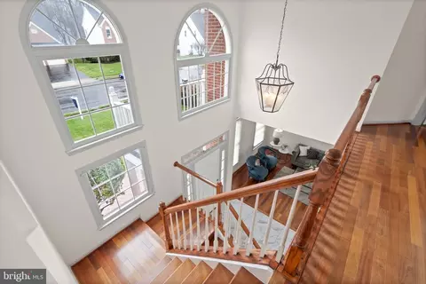 Entry Way - 2414 Mill Heights Dr, Herndon, VA 20171 photo 2 of 2