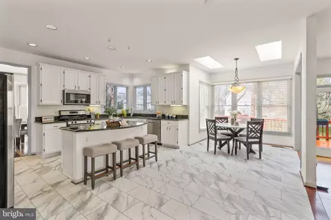 Kitchen - 2414 Mill Heights Dr, Herndon, VA 20171 photo 4 of 4