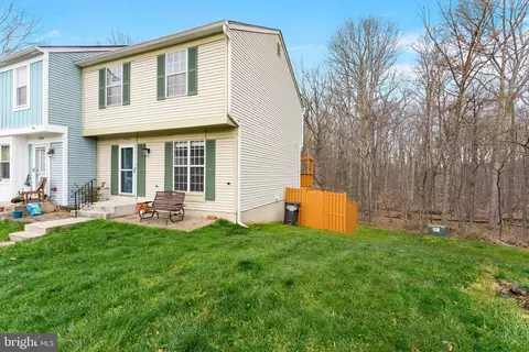 Exterior - 14846 Basingstoke Loop, Centreville, VA 20120 photo 3 of 8