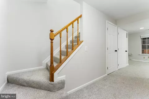Entry Way - 14846 Basingstoke Loop, Centreville, VA 20120 photo 3 of 3