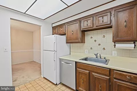 Kitchen - 7621 Provincial Dr #209, Mclean, VA 22102 photo 1 of 3