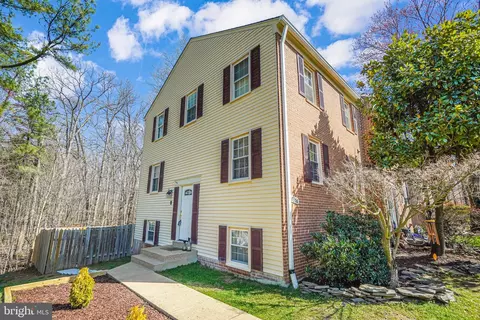 8356 Luce Ct, Springfield, VA 22153