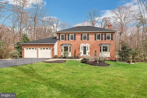 11715 Flemish Mill Ct, Oakton, VA 22124