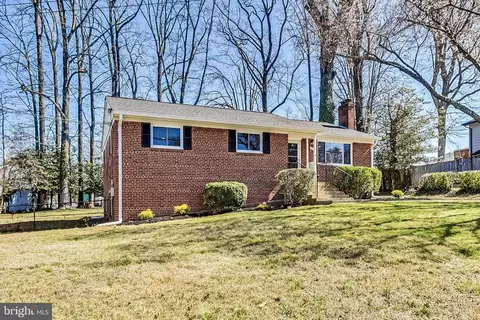 Exterior - 5811 Atteentee Rd, Springfield, VA 22150 photo 3 of 14