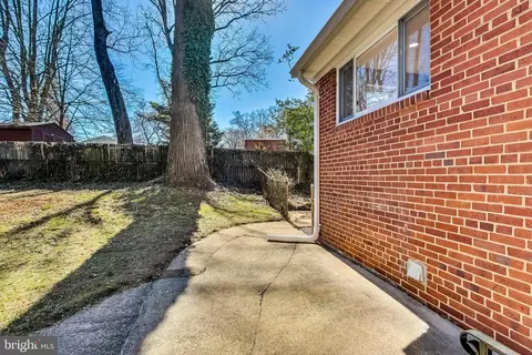 Exterior - 5811 Atteentee Rd, Springfield, VA 22150 photo 11 of 14