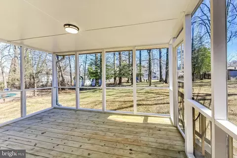 Exterior - 5811 Atteentee Rd, Springfield, VA 22150 photo 5 of 14