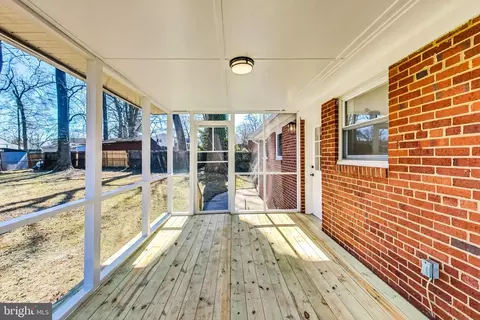 Exterior - 5811 Atteentee Rd, Springfield, VA 22150 photo 7 of 14