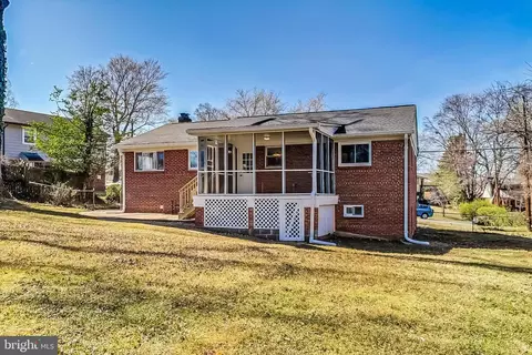Exterior - 5811 Atteentee Rd, Springfield, VA 22150 photo 10 of 14