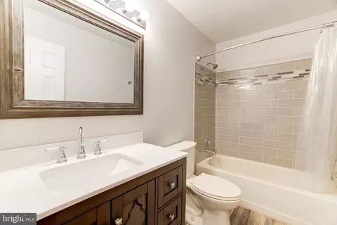 Bath - 3602 Elderberry Pl, Fairfax, VA 22033 photo 4 of 5