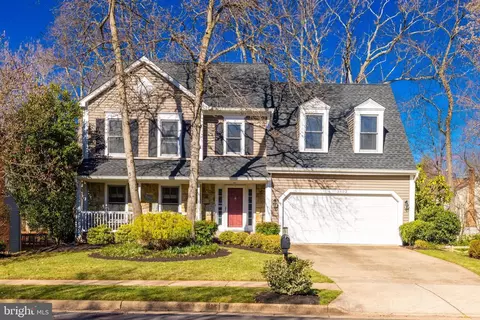 3602 Elderberry Pl, Fairfax, VA 22033