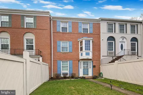 4333 Gramercy Cir, Alexandria, VA 22309
