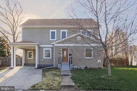 1138 S Harrison St, Arlington, VA 22204