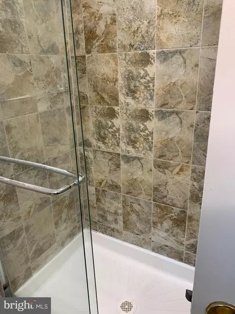 Bath - 7710 Martel Pl, Springfield, VA 22152 photo 1 of 9