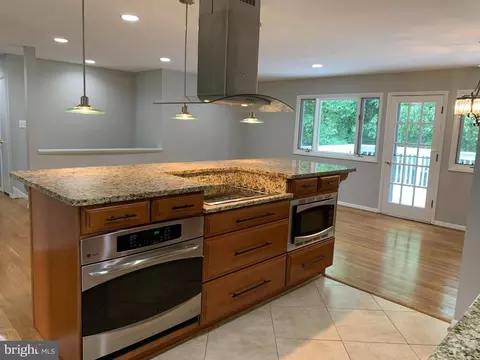 Kitchen - 7710 Martel Pl, Springfield, VA 22152 photo 3 of 9