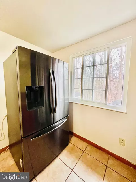 Kitchen - 8174 Dark Den Cir, Springfield, VA 22153 photo 3 of 3