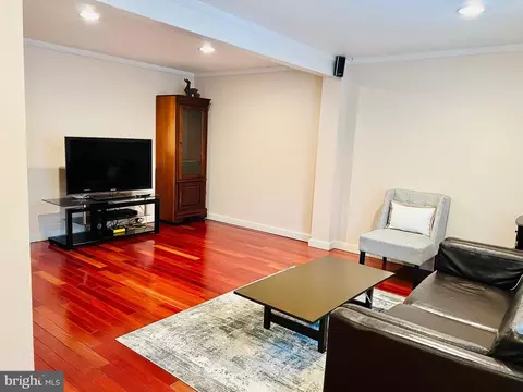 Living - 8174 Dark Den Cir, Springfield, VA 22153 photo 5 of 8