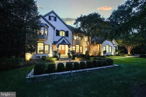 1231 Tottenham Ct, Reston, VA 20194