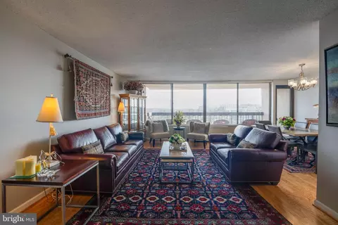 3705 S George Mason Dr #809S, Falls Church, VA 22041