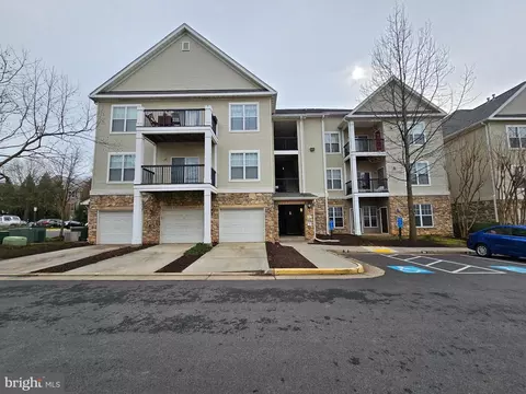 5172 William Colin Ct #5172A, Centreville, VA 20120