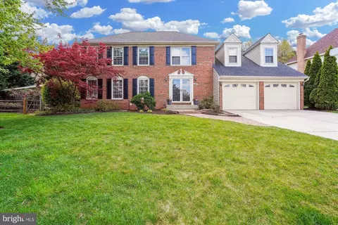 14801 Sun Meadow Ct, Centreville, VA 20120