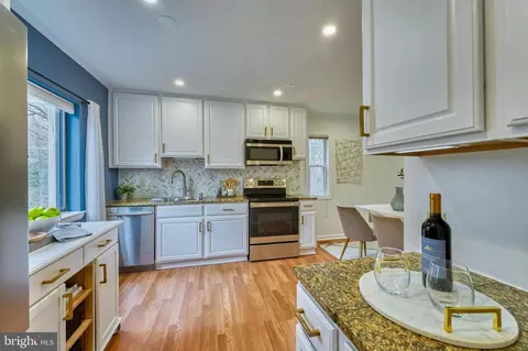 11979 Barrel Cooper Ct, Reston, VA 20191