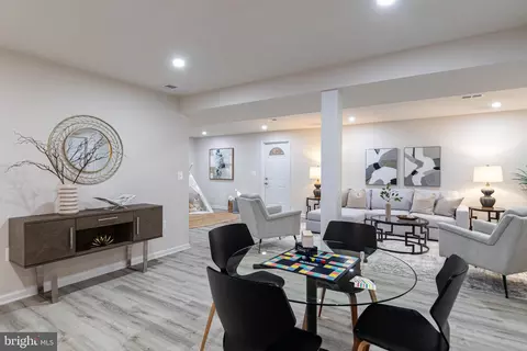 Living - 7816 Falstaff Rd, Mclean, VA 22102 photo 5 of 7