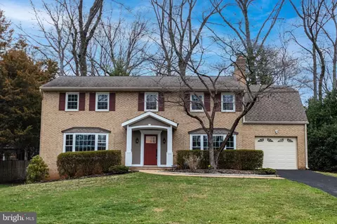 7816 Falstaff Rd, Mclean, VA 22102
