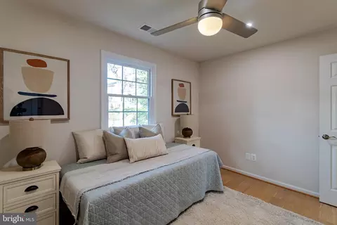 Bedroom - 7816 Falstaff Rd, Mclean, VA 22102 photo 5 of 9