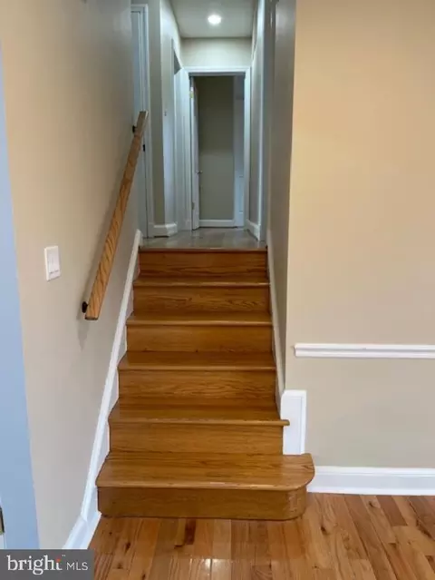Entry Way - 6106 Fox Hill St, Springfield, VA 22150 photo 1 of 4