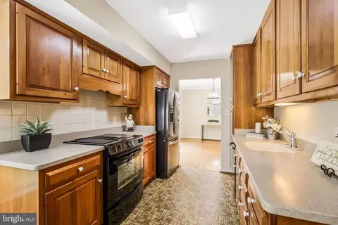 Kitchen - 8609 Old Keene Mill Rd, Springfield, VA 22152 photo 3 of 5