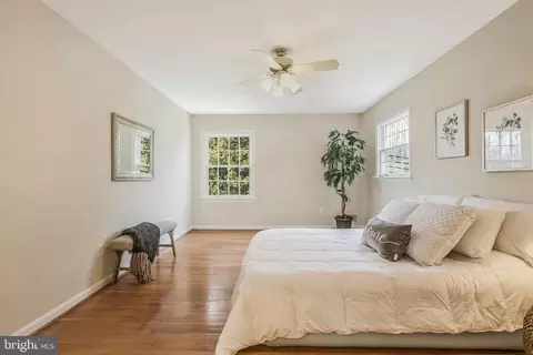 Bedroom - 8609 Old Keene Mill Rd, Springfield, VA 22152 photo 2 of 7