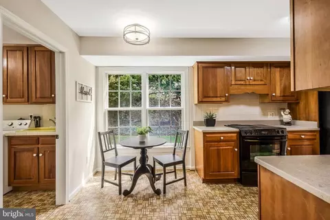 Kitchen - 8609 Old Keene Mill Rd, Springfield, VA 22152 photo 2 of 5