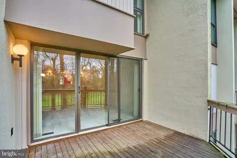 Exterior - 11706 Newbridge Ct, Reston, VA 20191 photo 11 of 11