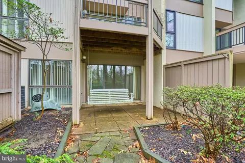 Exterior - 11706 Newbridge Ct, Reston, VA 20191 photo 10 of 11
