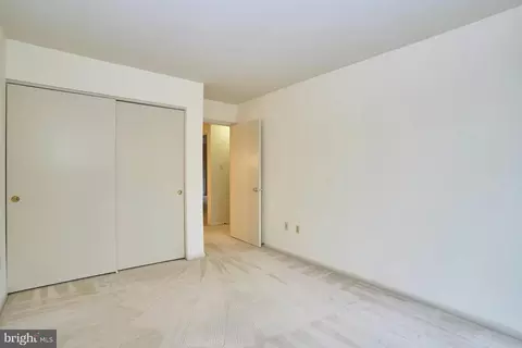 Bedroom - 11706 Newbridge Ct, Reston, VA 20191 photo 3 of 6