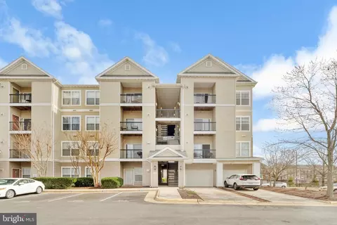 5123 Travis Edward Way #5123-K, Centreville, VA 20120