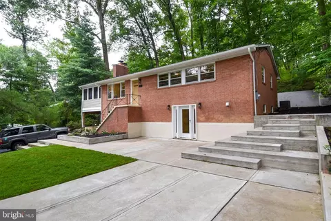 5232 Cherokee Ave, Alexandria, VA 22312