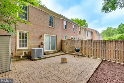 Exterior - 11921 Travistock Ct, Reston, VA 20191 photo 5 of 25
