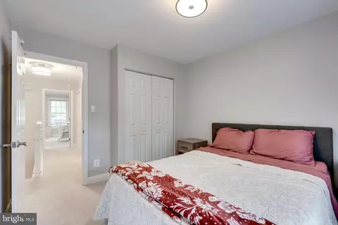 Bedroom - 11921 Travistock Ct, Reston, VA 20191 photo 4 of 8