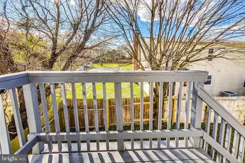 Exterior - 7309 Beverly Park Dr, Springfield, VA 22150 photo 6 of 9