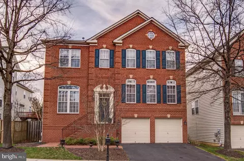 6358 Victor Gray Ct, Alexandria, VA 22315