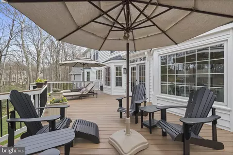 Exterior - 11922 Winstead Ln, Reston, VA 20194 photo 8 of 19