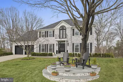 Exterior - 11922 Winstead Ln, Reston, VA 20194 photo 2 of 19