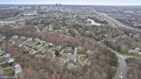 View/Area - 11922 Winstead Ln, Reston, VA 20194 photo 7 of 7