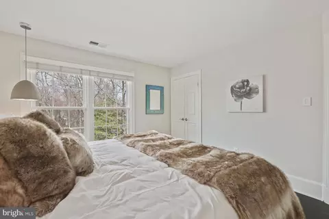 Bedroom - 11922 Winstead Ln, Reston, VA 20194 photo 7 of 7