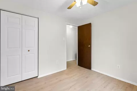 Bedroom - 8179 Willowdale Ct, Springfield, VA 22153 photo 4 of 5