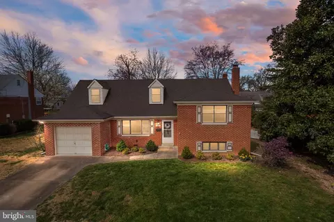 5918 Augusta Dr, Springfield, VA 22150