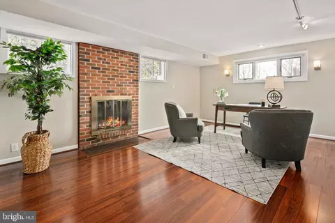 5918 Augusta Dr, Springfield, VA 22150 photo 35