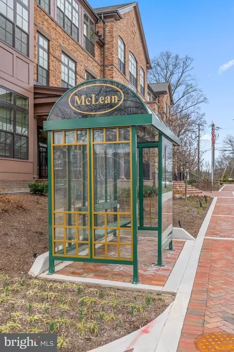 7102 Enterprise Ave, Mclean, VA 22101 photo 31